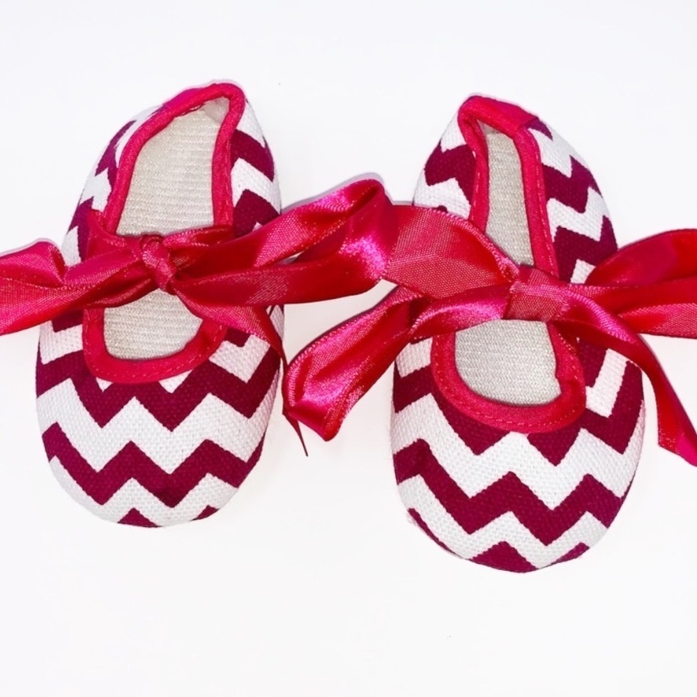 NEW Newborn Baby Girl Crib Shoes Pink